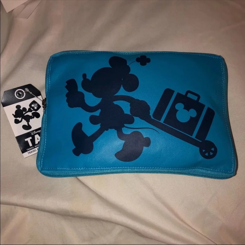 Disney travel flats and tote (small)